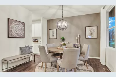 [Address not provided], Aurora, IL 60503 - Photo 2