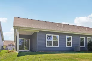 1111 Bluebell Ln, Bartlett, IL 60103 - Photo 28