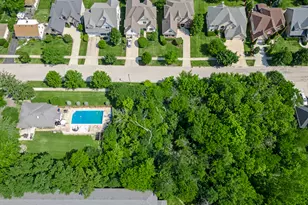 25 Hidden View Dr, Westmont, IL 60559 - Photo 8