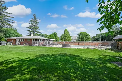 25 Hidden View Drive, Westmont, IL 60559 - Photo 4