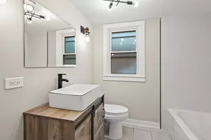 3922 W 59th Pl, Chicago, IL 60629 - Photo 14