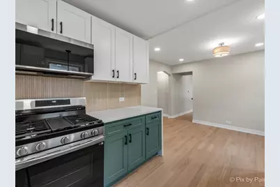 3922 W 59th Place, Chicago, IL 60629 - Photo 8