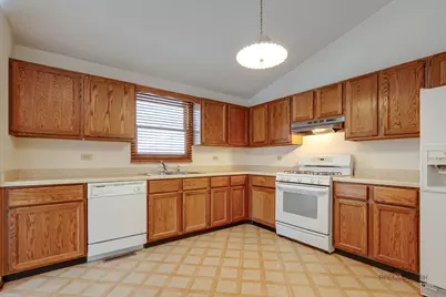 4481 Country Trail, Gurnee, IL 60031 - Photo 14