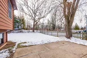 4481 Country Trail, Gurnee, IL 60031 - Photo 36