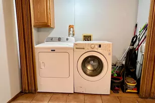 2611 E Martha Pl, Burnham, IL 60633 - Photo 20