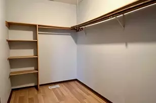 2611 E Martha Pl, Burnham, IL 60633 - Photo 14