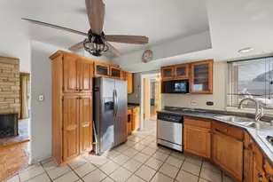 1033 W Ohio St, Glenwood, IL 60425 - Photo 12