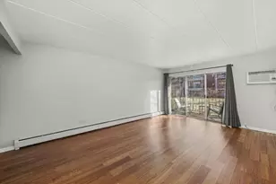 4240 N Keystone Ave, Chicago, IL 60641 - Photo 2