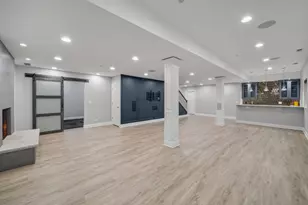 6732 N East Prairie Rd, Lincolnwood, IL 60712 - Photo 44