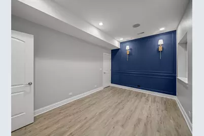 6732 N East Prairie Road, Lincolnwood, IL 60712 - Photo 52