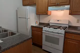 4712 W Oakwood Dr, McHenry, IL 60050 - Photo 10