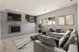 4615 N Maria Ct, Chicago, IL 60656 - Photo 6