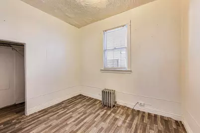 8533 S Manistee Avenue, Chicago, IL 60617 - Photo 6