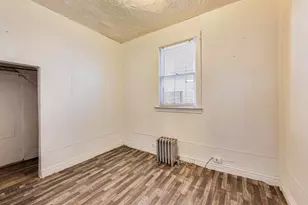 8533 S Manistee Ave, Chicago, IL 60617 - Photo 6