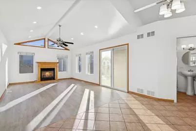 1424 Phoenix Lane, Joliet, IL 60431 - Photo 16