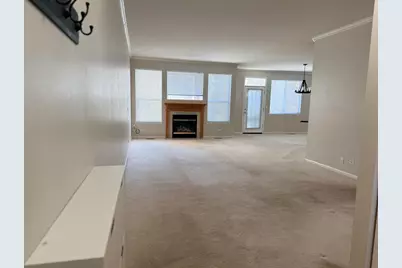 2305 Sandy Creek Drive, Algonquin, IL 60102 - Photo 4