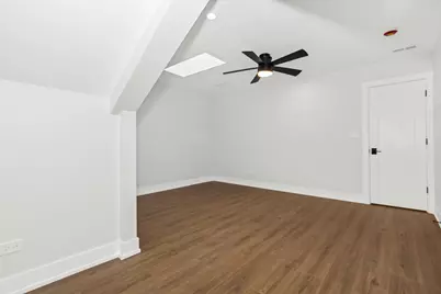 8114 S Paxton Avenue, Chicago, IL 60617 - Photo 22