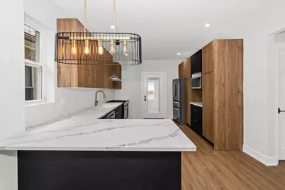 8114 S Paxton Avenue, Chicago, IL 60617 - Photo 10