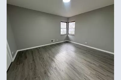 5651 W 97th Street, Oak Lawn, IL 60453 - Photo 6