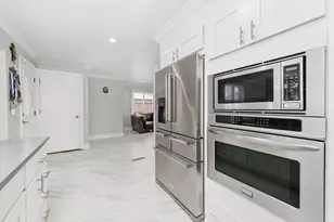 6315 W 83rd Pl, Burbank, IL 60459 - Photo 16