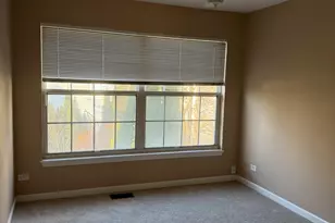 114 Woodbury Ln, Lake Bluff, IL 60044 - Photo 8