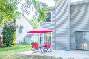 1877 Appaloosa Dr, Naperville, IL 60565 - Photo 16