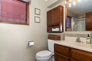 10S144 Ridge Rd, Naperville, IL 60565 - Photo 18