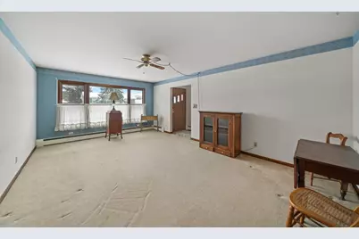 356 E Ann Street, Somonauk, IL 60552 - Photo 6