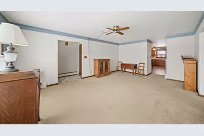 356 E Ann Street, Somonauk, IL 60552 - Photo 6