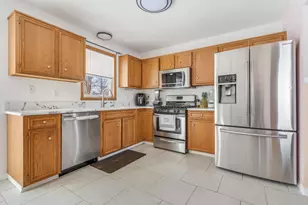 409 Wedgewood Ln, Belvidere, IL 61008 - Photo 8