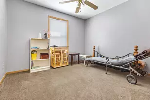 409 Wedgewood Ln, Belvidere, IL 61008 - Photo 14