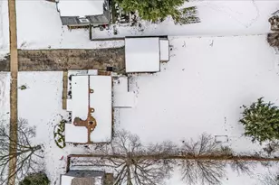 321 E Ardmore Ave, Roselle, IL 60172 - Photo 40