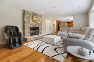 431 E Oakwood Dr, Barrington, IL 60010 - Photo 16