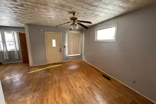 1205 Gage Ct, Joliet, IL 60432 - Photo 6