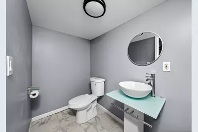 7643 S Paxton Avenue, Chicago, IL 60649 - Photo 18