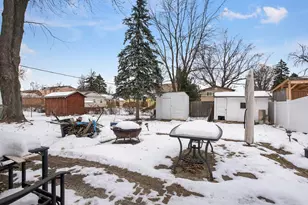 112 Seabury Rd, Bolingbrook, IL 60440 - Photo 14