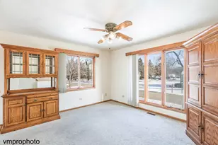 37440 N Lake Shore Dr, Lake Villa, IL 60046 - Photo 4