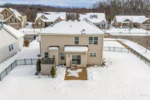 1622 Fairfield Dr, Elburn, IL 60119 - Photo 32