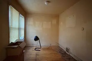 5022 W Winnemac Ave, Chicago, IL 60630 - Photo 6