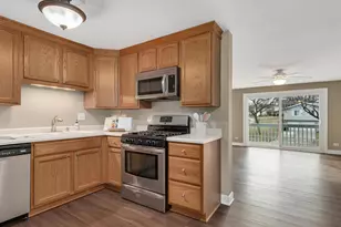 199 Duxbury Ct, Bloomingdale, IL 60108 - Photo 10