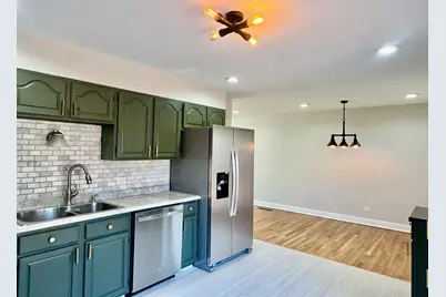 5700 La Palm Drive, Oak Forest, IL 60452 - Photo 8