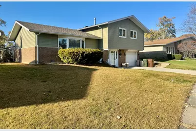 5700 La Palm Drive, Oak Forest, IL 60452 - Photo 2