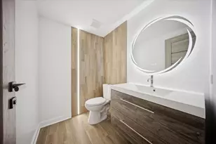 567 Cress Creek Ln, Crystal Lake, IL 60014 - Photo 12