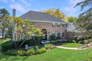 304 Surrey Ln, Lincolnshire, IL 60045 - Photo 2