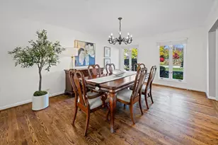 304 Surrey Ln, Lincolnshire, IL 60045 - Photo 16