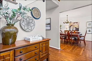 304 Surrey Ln, Lincolnshire, IL 60045 - Photo 12