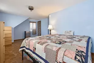 335 E Lake Park Ave, Round Lake Beach, IL 60073 - Photo 4