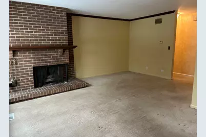 775 Boxwood Lane, Buffalo Grove, IL 60089 - Photo 2