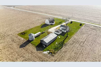 9825 E 11000N Road, Grant Park, IL 60940 - Photo 10