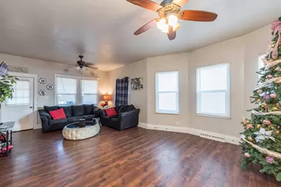 832 Lenox Avenue, Waukegan, IL 60085 - Photo 8